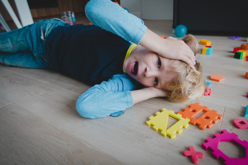 Cómo abordar el comportamiento molesto de un niño » Jardín Infantil
